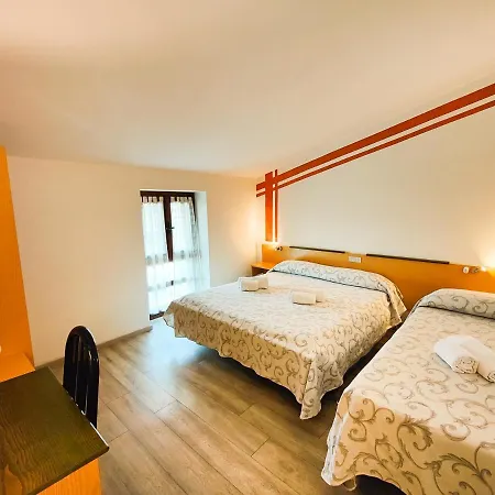 Szálloda Tenesi