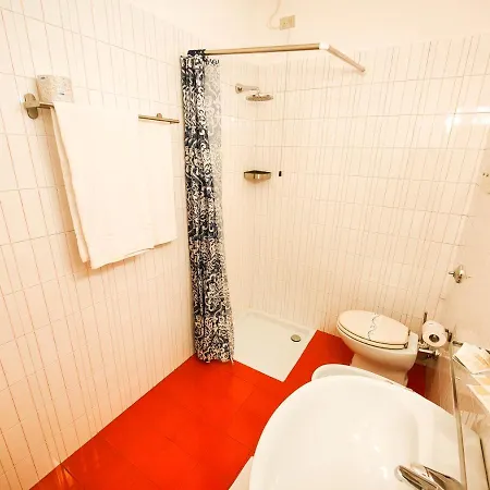 Hotel Tenesi