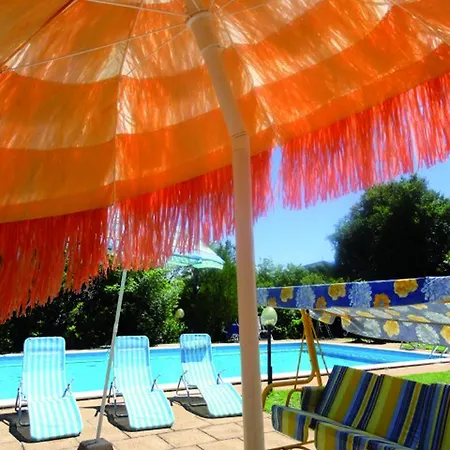 Tenesi Hotel 2*